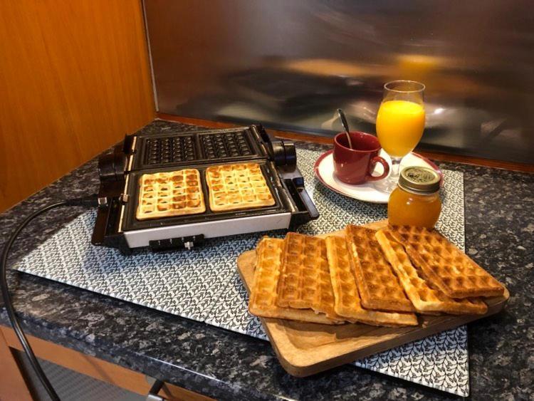 A La Marc'Quize Chambres D'Hotes, Petit Dejeuner Compris, Avec Piscine A Debordement En Exterieur, Bain Nordique A 38 Degres En Prestation Supplement Sur Reservation Horaire Anticipee 1 Place De Parking Gratuite Sur Place Mouxy Eksteriør billede