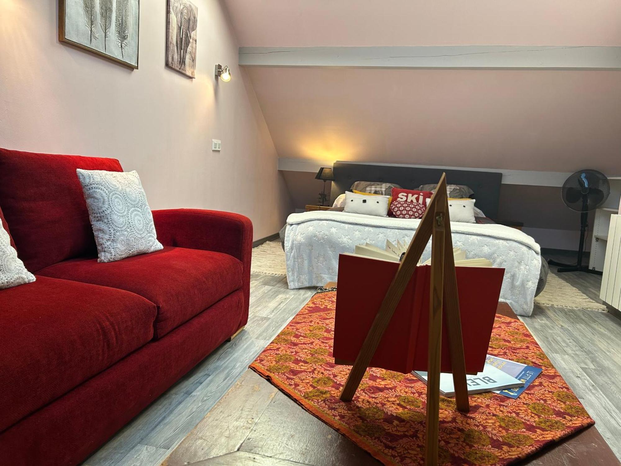 A La Marc'Quize Chambres D'Hotes, Petit Dejeuner Compris, Avec Piscine A Debordement En Exterieur, Bain Nordique A 38 Degres En Prestation Supplement Sur Reservation Horaire Anticipee 1 Place De Parking Gratuite Sur Place Mouxy Eksteriør billede