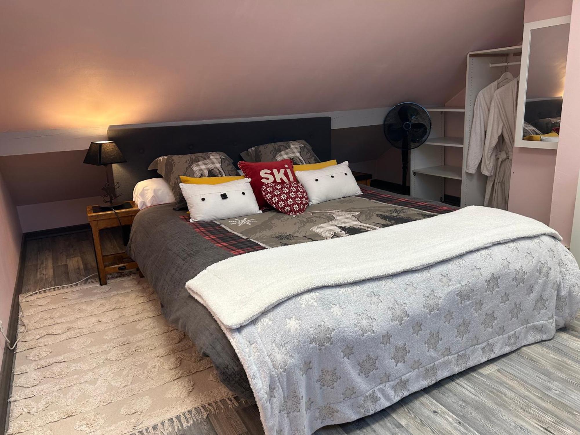 A La Marc'Quize Chambres D'Hotes, Petit Dejeuner Compris, Avec Piscine A Debordement En Exterieur, Bain Nordique A 38 Degres En Prestation Supplement Sur Reservation Horaire Anticipee 1 Place De Parking Gratuite Sur Place Mouxy Eksteriør billede