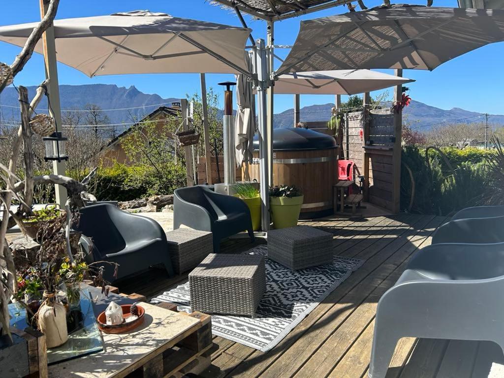 A La Marc'Quize Chambres D'Hotes, Petit Dejeuner Compris, Avec Piscine A Debordement En Exterieur, Bain Nordique A 38 Degres En Prestation Supplement Sur Reservation Horaire Anticipee 1 Place De Parking Gratuite Sur Place Mouxy Eksteriør billede