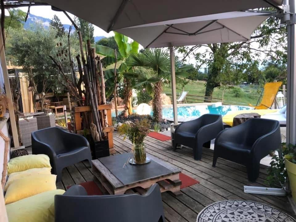 A La Marc'Quize Chambres D'Hotes, Petit Dejeuner Compris, Avec Piscine A Debordement En Exterieur, Bain Nordique A 38 Degres En Prestation Supplement Sur Reservation Horaire Anticipee 1 Place De Parking Gratuite Sur Place Mouxy Eksteriør billede